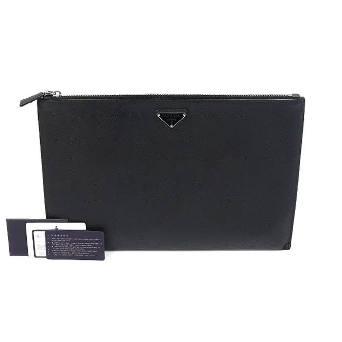 Prada(프라다) 2NG001 블랙 사피아노 트라이앵글 로고 클러치 MUJ79595PR