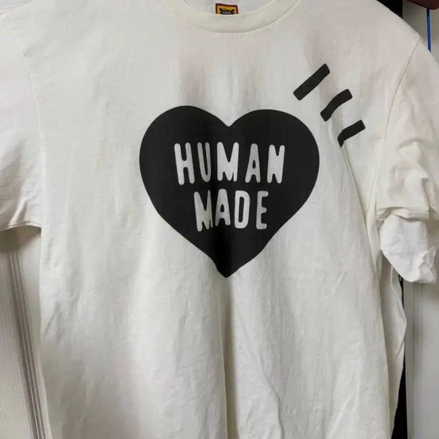 휴먼 메이드 데일리 로고 티셔츠