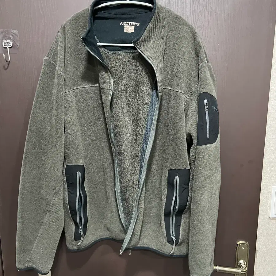 아크테릭스 플리스 집업 자켓