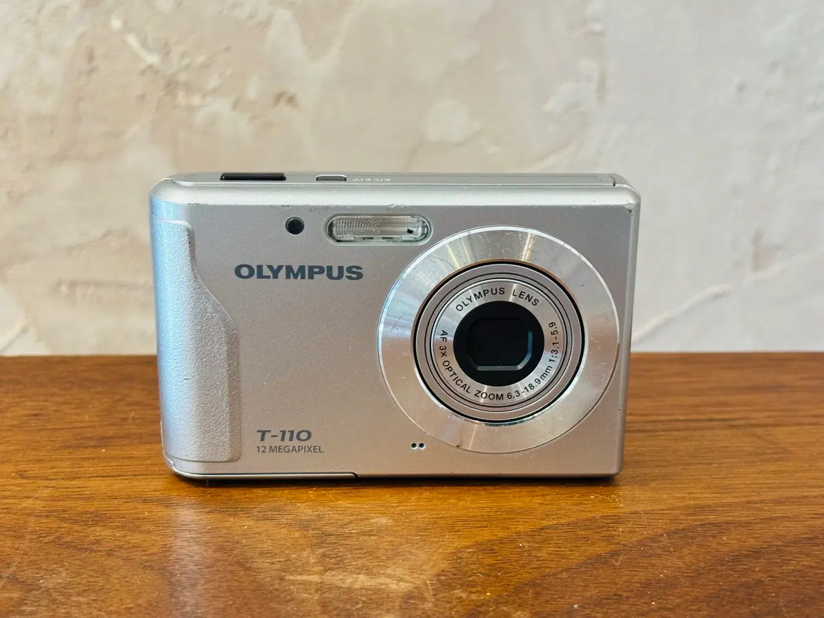 올림푸스 T-110 디지털 카메라