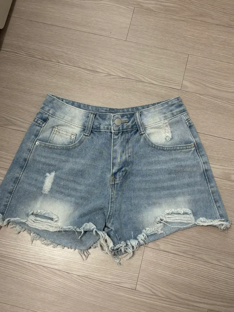 데님 숏팬츠 찢청