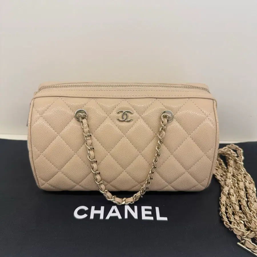 샤넬 여성백 CHANEL 클래식 캐비어백 25p 클래식 미니 볼링백 체인핸들 원통백