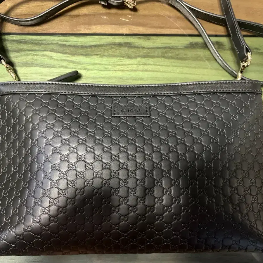 구찌 마이크로시마 블랙 클러치백