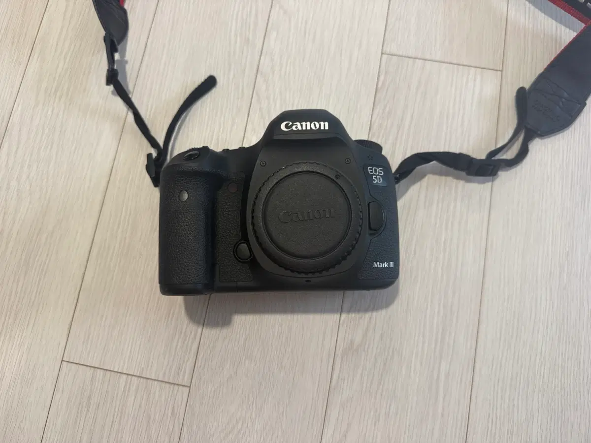 A급 캐논 EOS 5D Mark 3 (4만컷대)