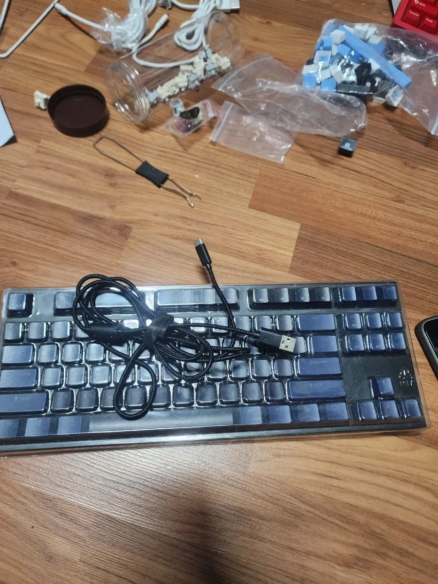 한성컴퓨터 gk687 기계식 키보드 황축