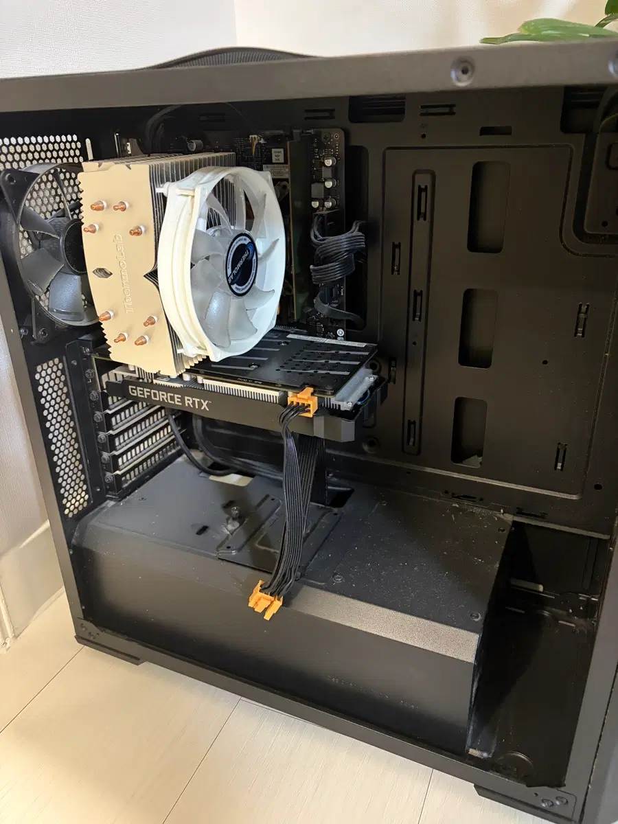 I5 10400, rtx2060, 8gb램