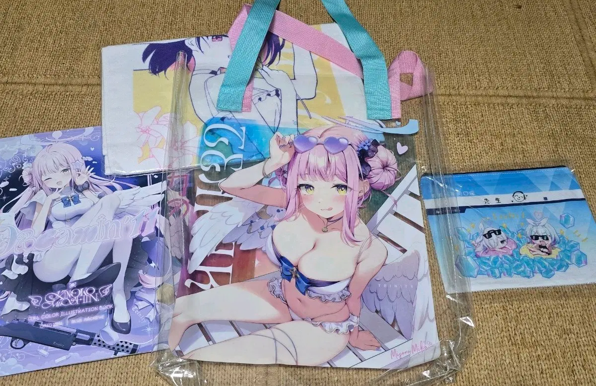 c104 kinokomusin 블루아카이브 에코백굿즈세트 + 티셔츠