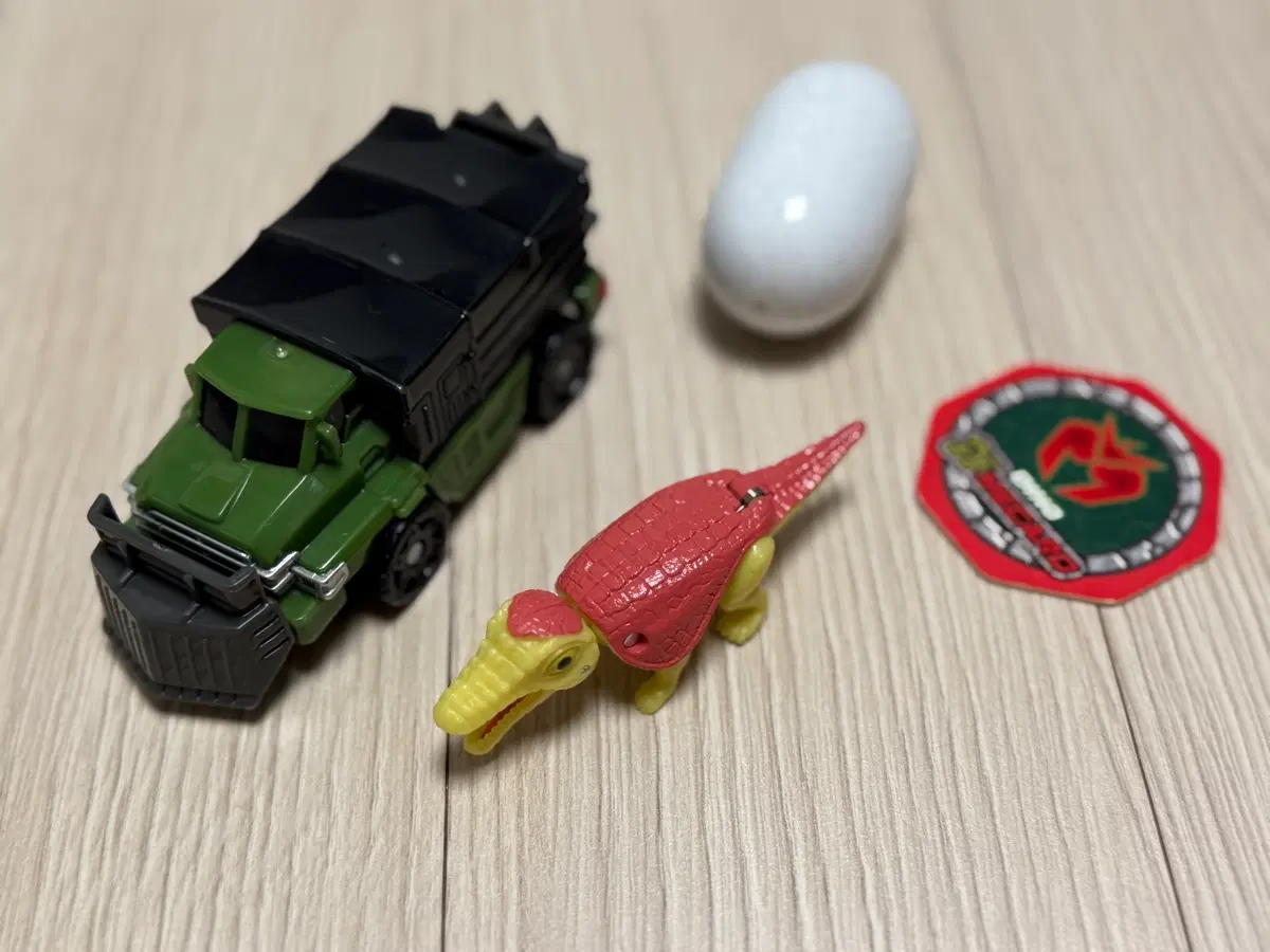 공룡메카드 아르마딜로 + 하딘 (타이니소어 아르마딜로)