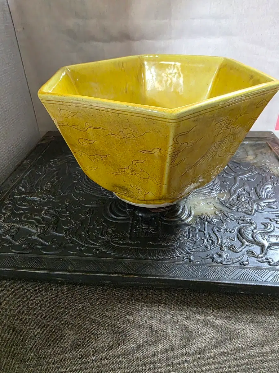 명 홍지년제 관지황지 운룡문 화훼문 사각발