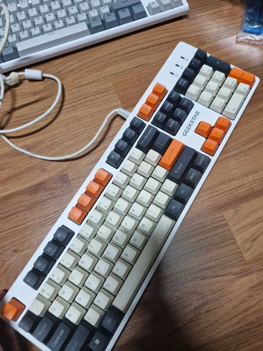 긱스타 GK801-2 키보드