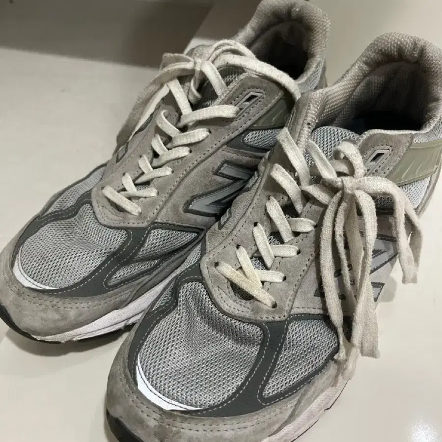 뉴발란스 990 그레이 운동화