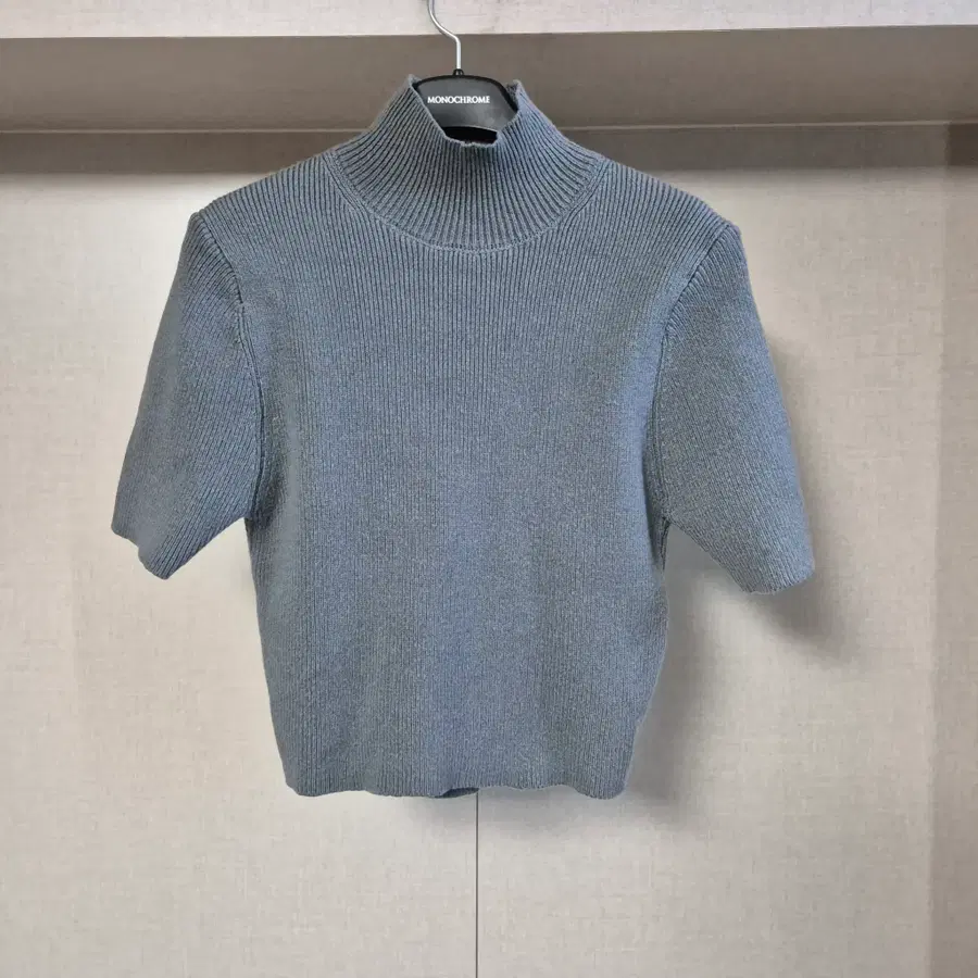 L)ZARA 립 니트 톱 크롭 기장 숏 기장 그레이