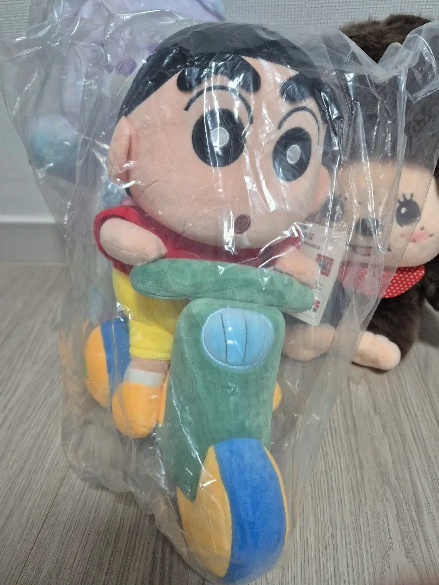 신짱구 자전거 인형