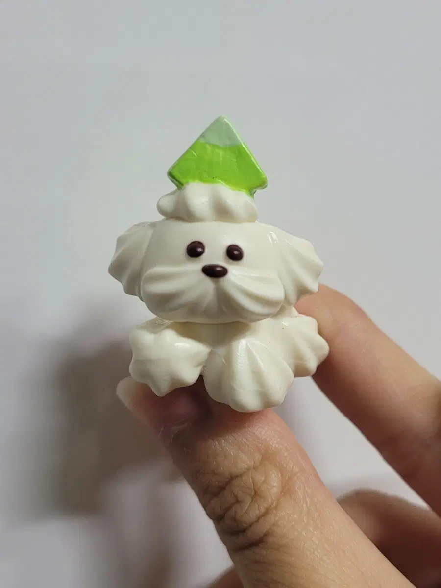 휘핑크림 생크림 강아지 키위 피규어