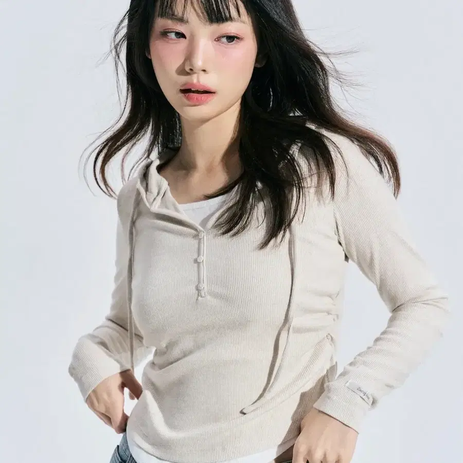 제로플래닛 에바 버튼 레이어드 니트 후드 오트밀