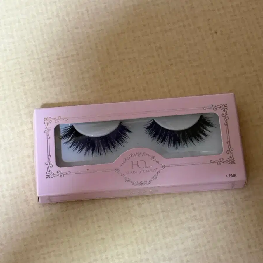 House of lashes 느와르 페어리 blk