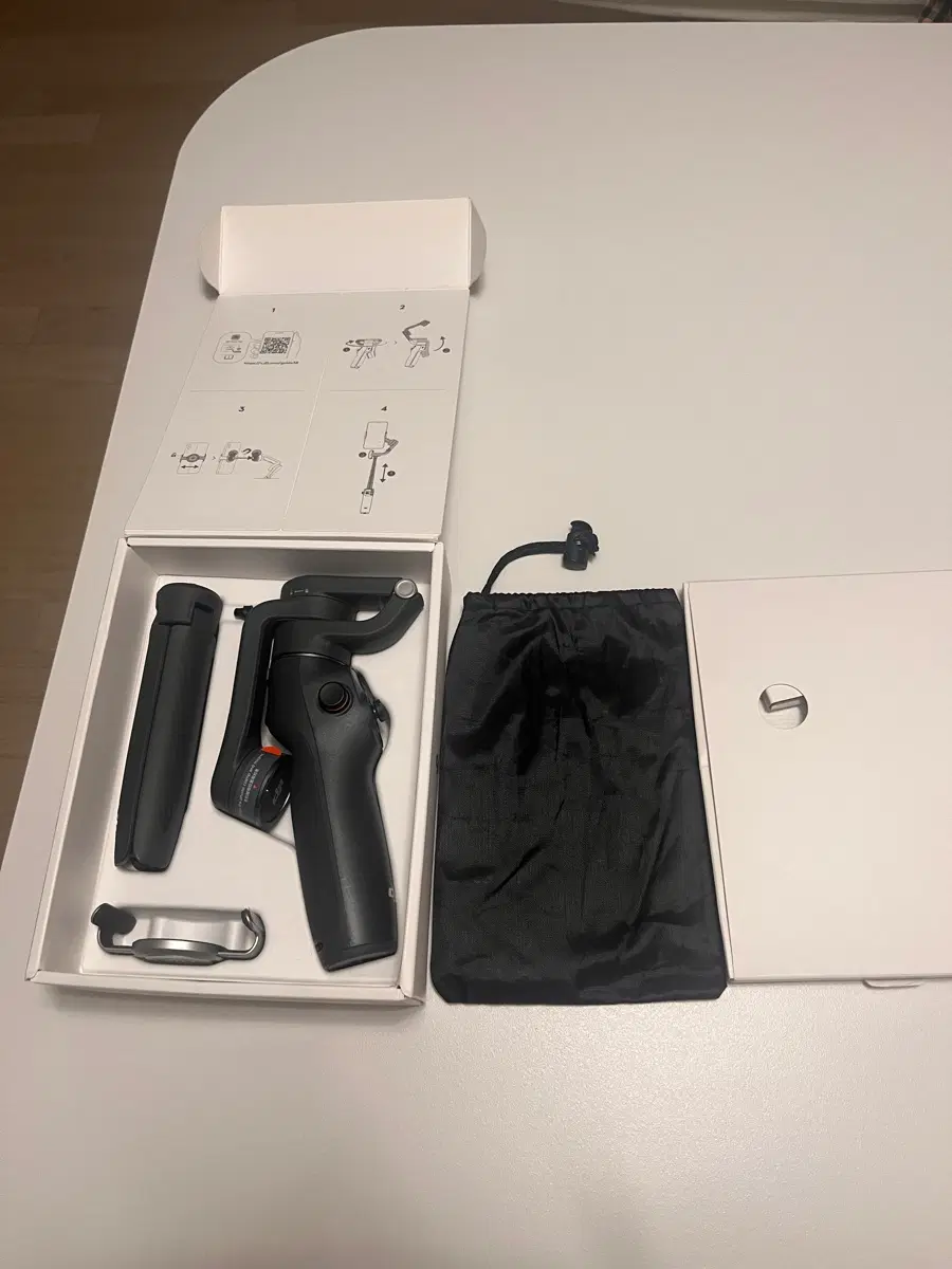 DJI 오즈모 모바일6 짐벌 스마트폰 스태빌라이저