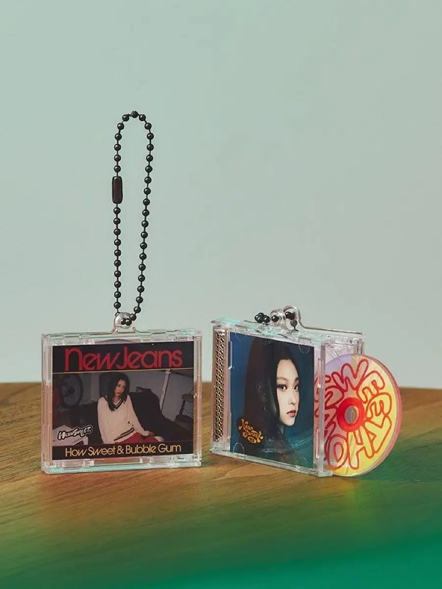 [미개봉 새제품] 뉴진스 해린 하우스윗 CD 키링