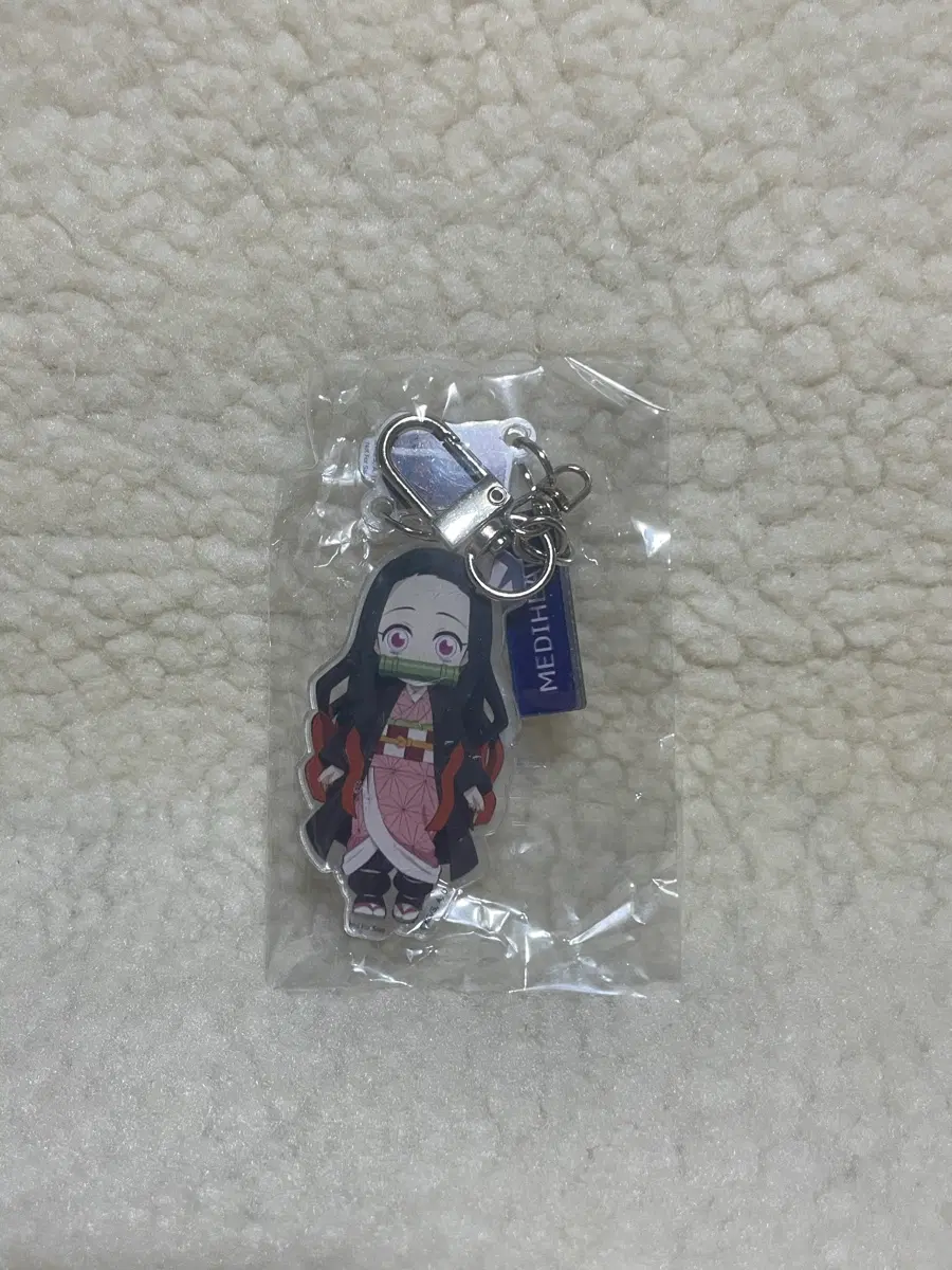 메디힐 귀멸의 칼날 아크릴 키링 네즈코