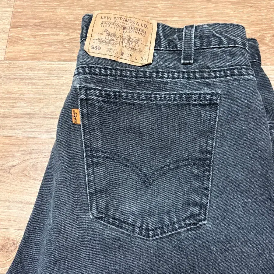 90s ๋ฆฌ๋ฐ์ด์ค 550 36