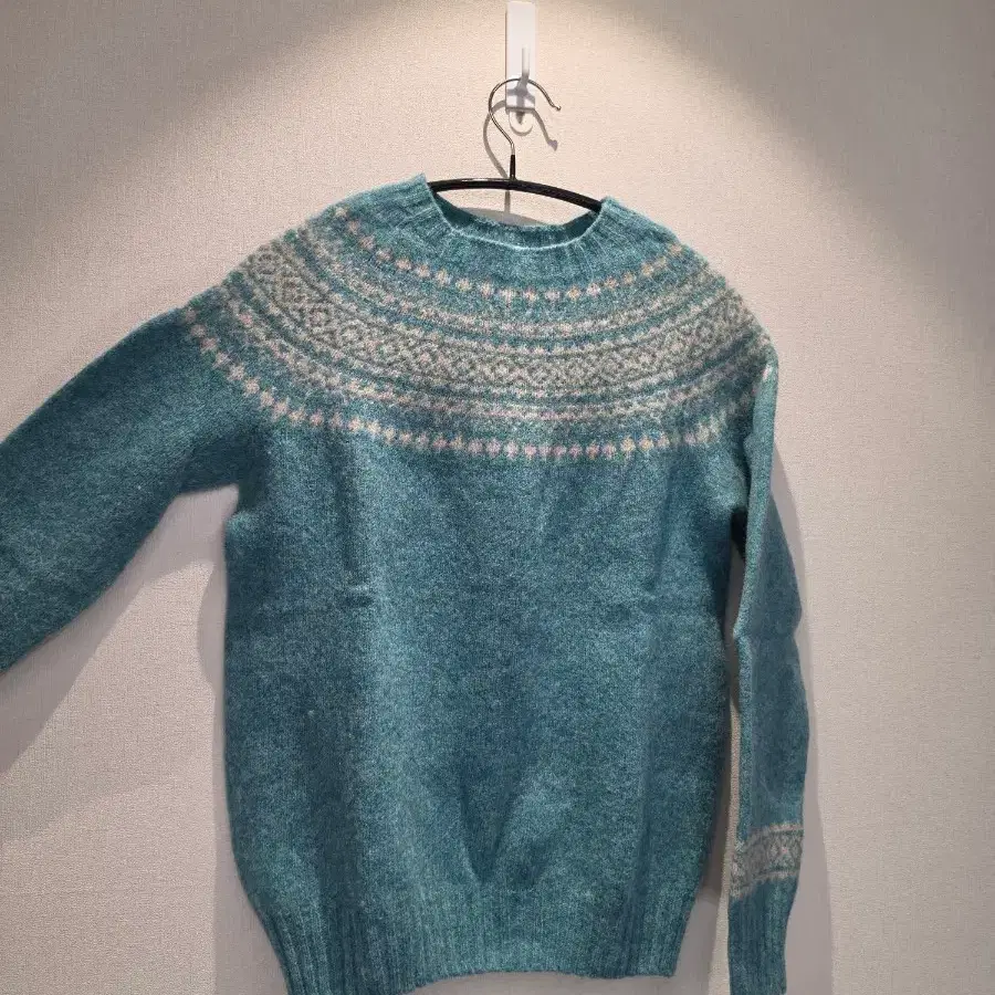 Harley of Scotland Wool Sweater 할리오브스코틀랜드 스웨터