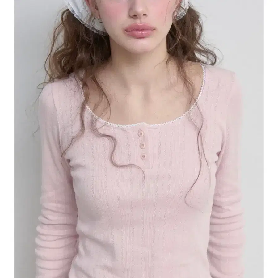 더오유 U NECK LACE T(BABY PINK)