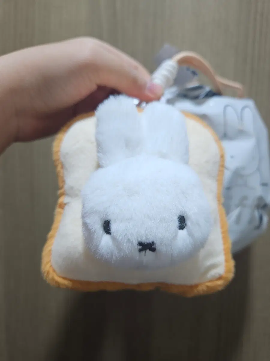 미피 식빵 인형 마스코트