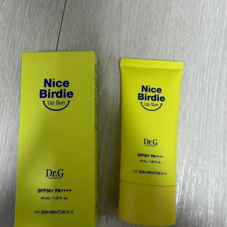 닥터지 나이스 버디 업 선 선크림 SPF50+ PA++++ 40ml 새제품 팝니다