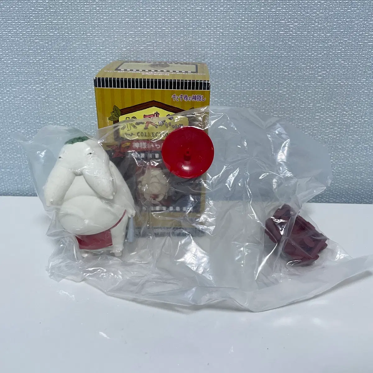 지브리 센과 치히로의 행방불명 신들의세계 랜덤 피규어 오시라사마 미개봉