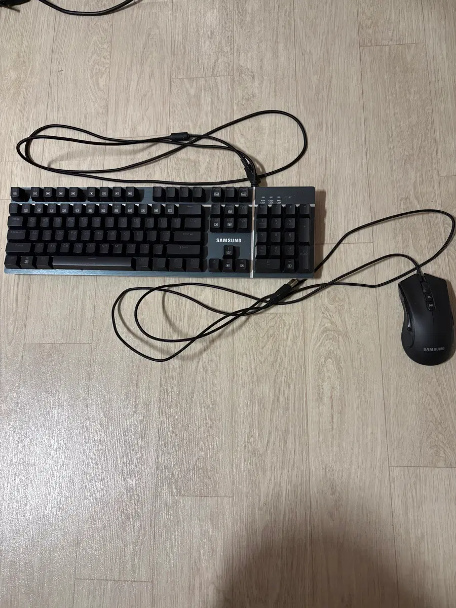 삼성 SKG-3000UB 키보드 + SPA-JMA1PUB 마우스 판매