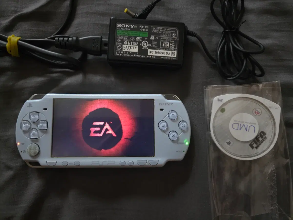 PSP-2005 플레이스테이션 포터블 판매합니다