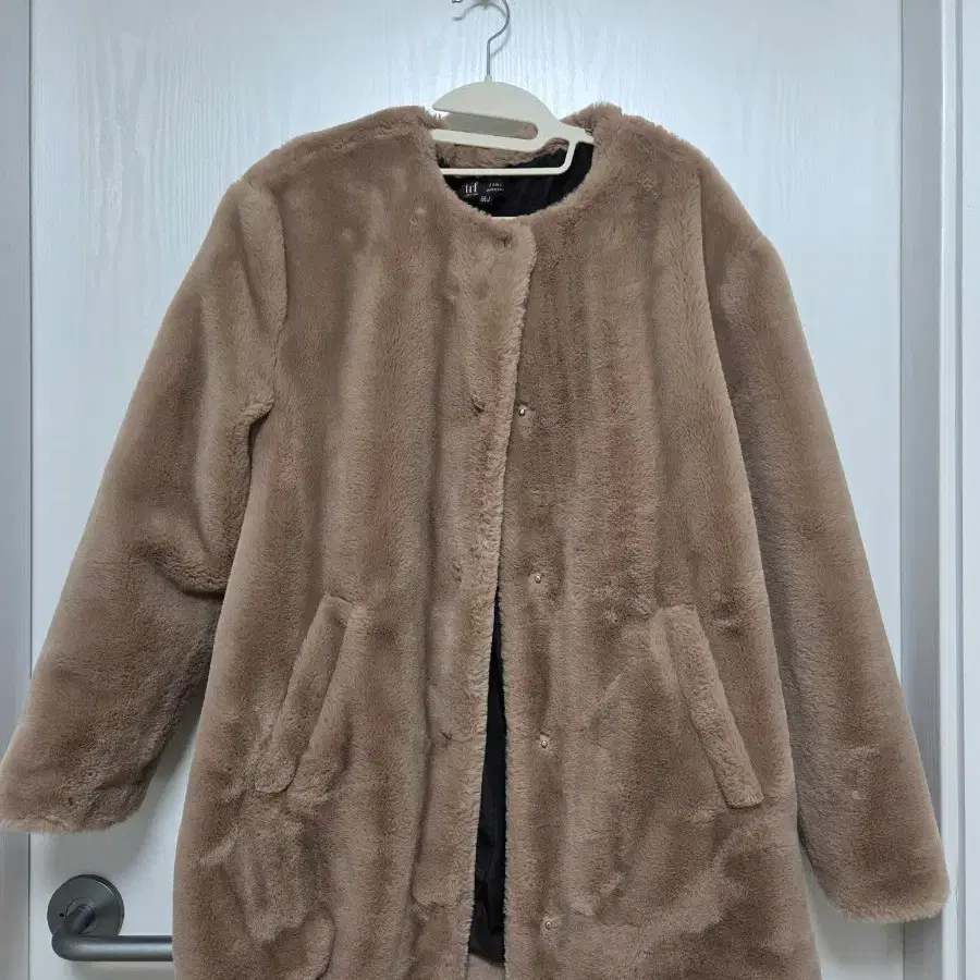 [ZARA/자라] 페이크퍼 자켓 베이지 s