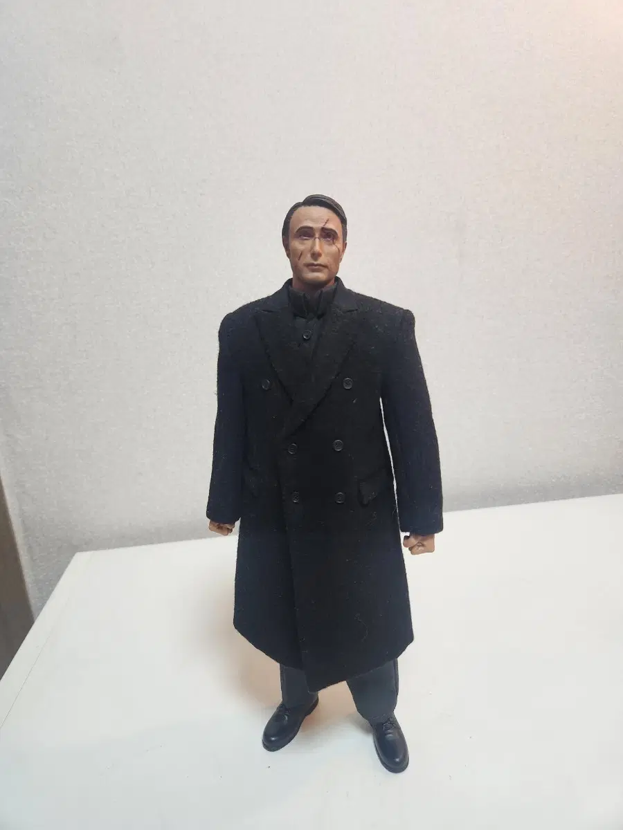 영화 007 카지ㄴ 로얄 르 치프레 피규어