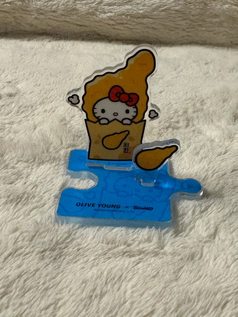 [새상품] 올리브영 헬로키티 퍼즐 수원 치킨