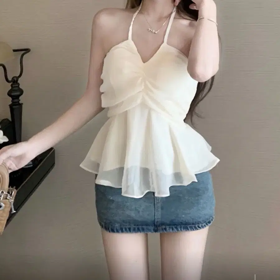 440. 샤이닝 홀터 패드 쉬폰 서링 블라우스 새상품