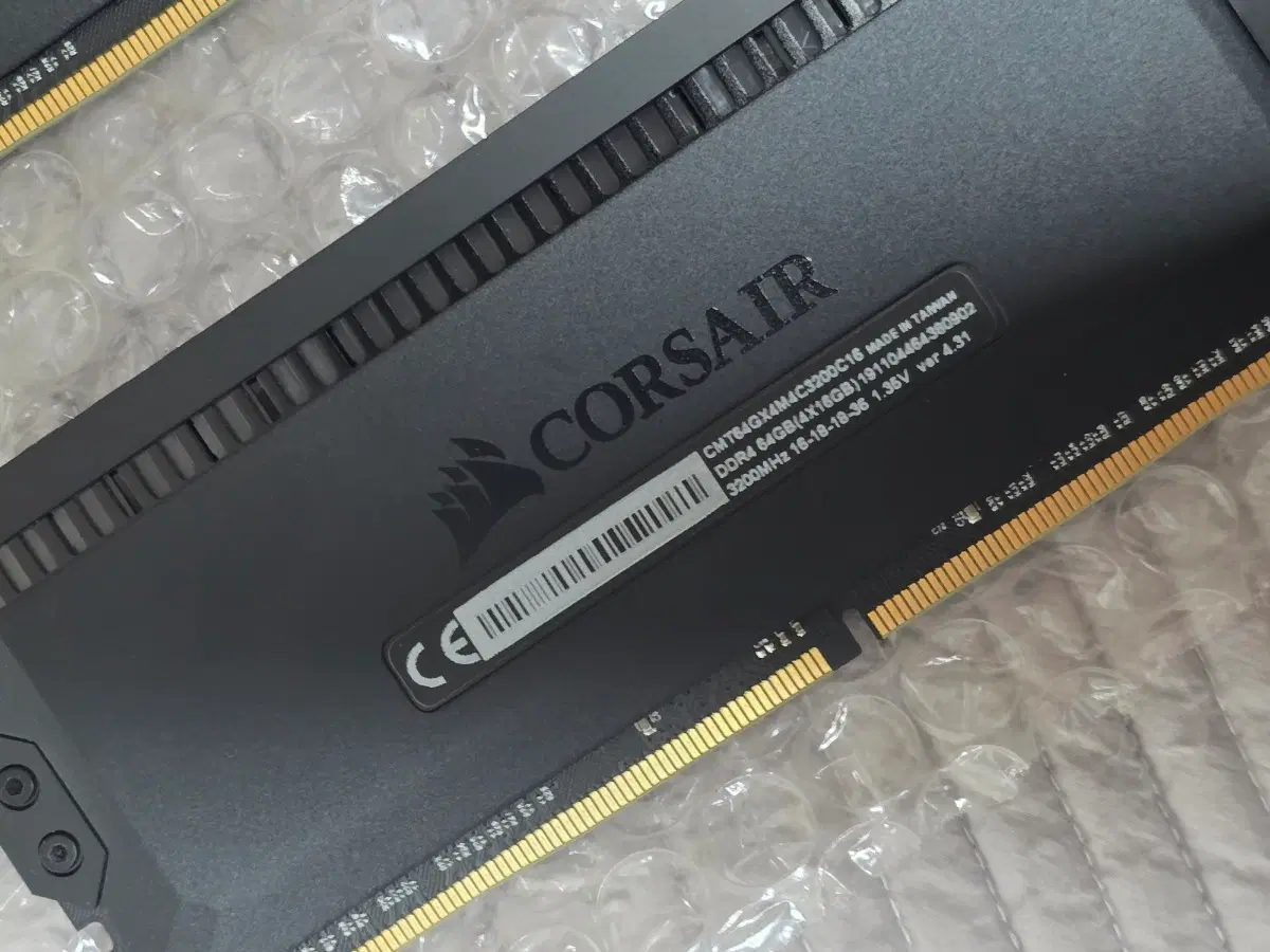 커세어 도미네이터 DDR4 3200MHz CL16 64GB (16GBx4)