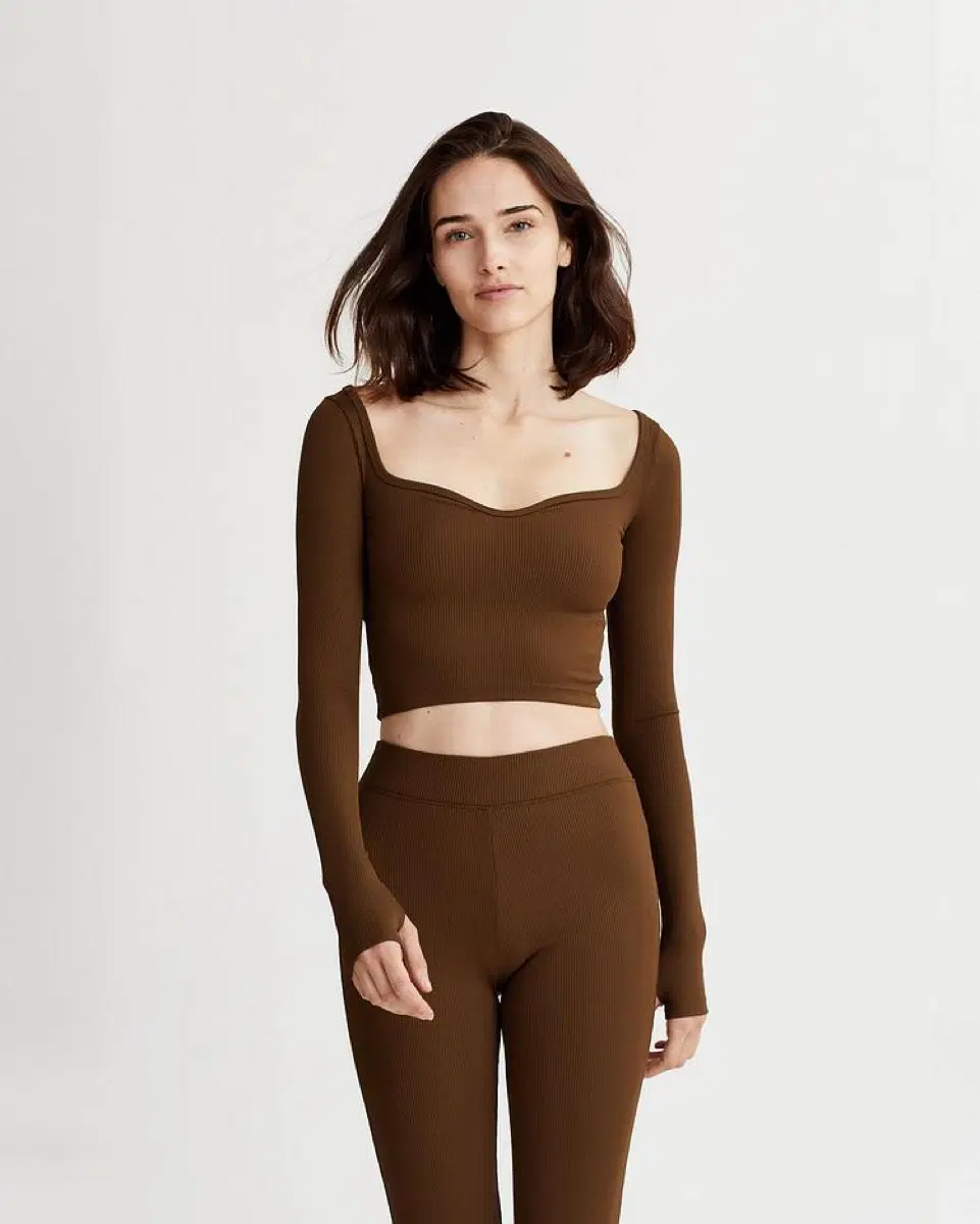 나일로라 TALIA TOP OLIVE BROWN