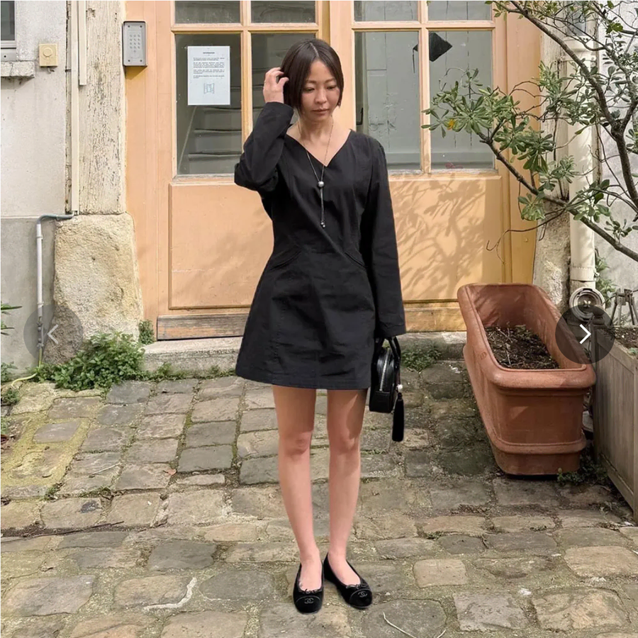 분더캄머 브이넥 원피스_블랙 새상품(택O)