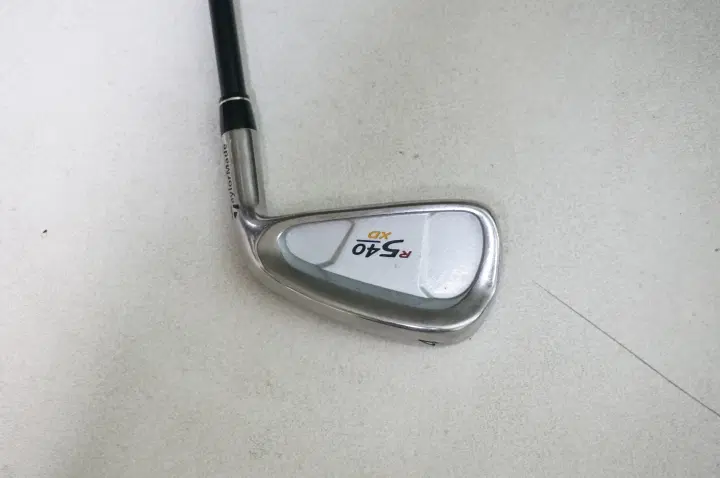 테일러메이드 R540 XD 4번 단품 아이언 그라파이트 R 강도 테일러메