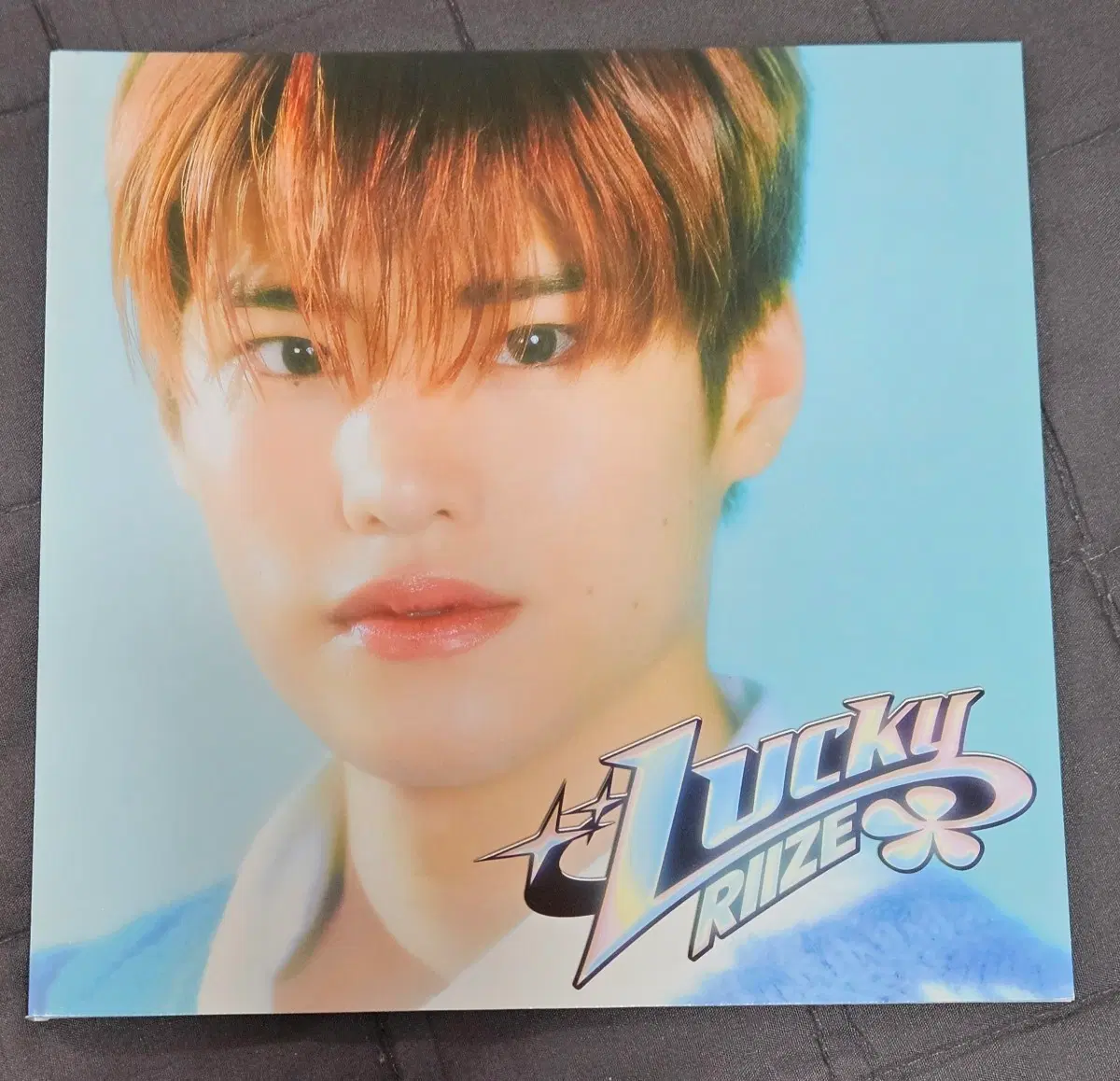 라이즈 lucky 유니버셜 앨범 소희