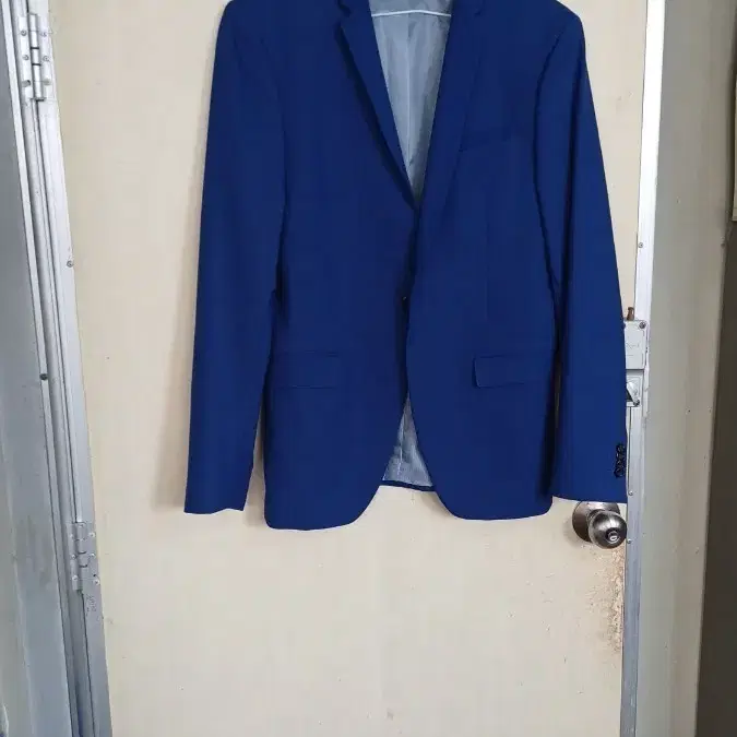 자라남성가을자켓95싸이즈새옷