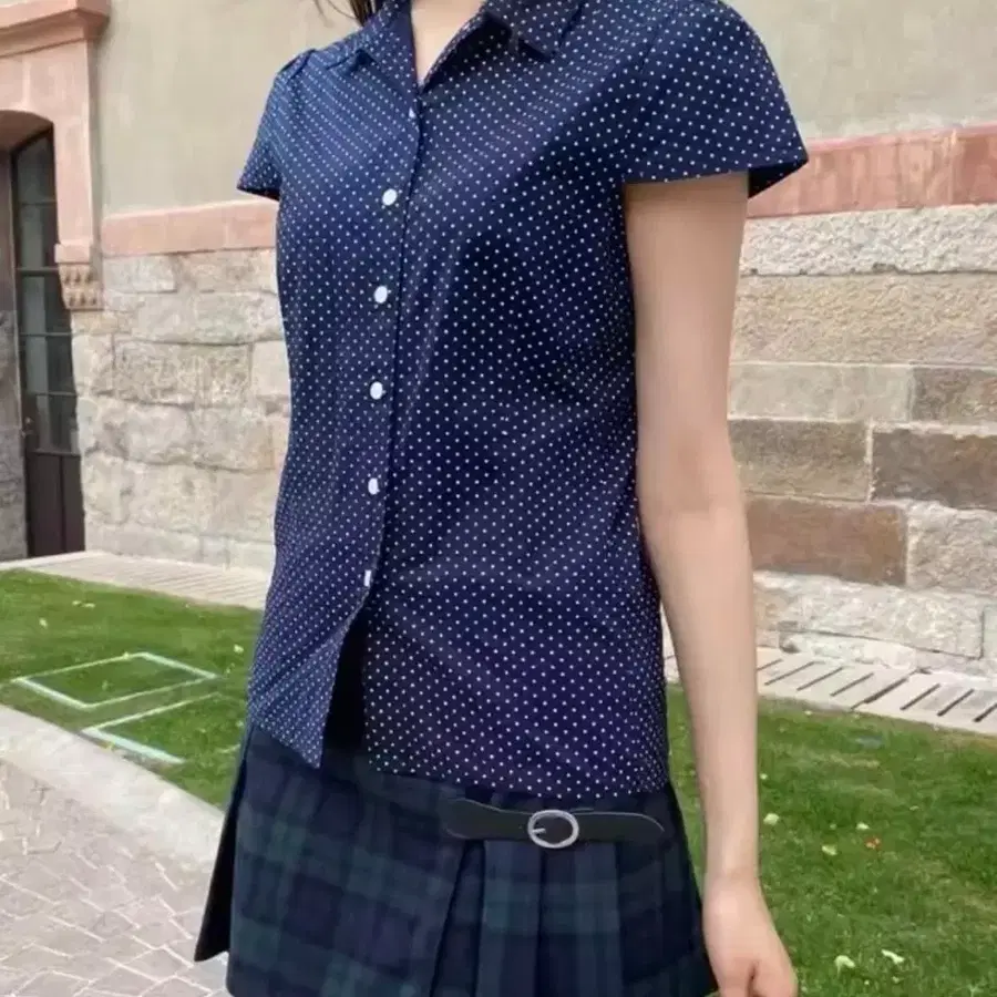 (새상품)브랜디멜빌 도트 카라 셔츠