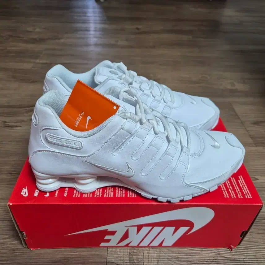 (新製品)ナイキ シャウス NZ 275