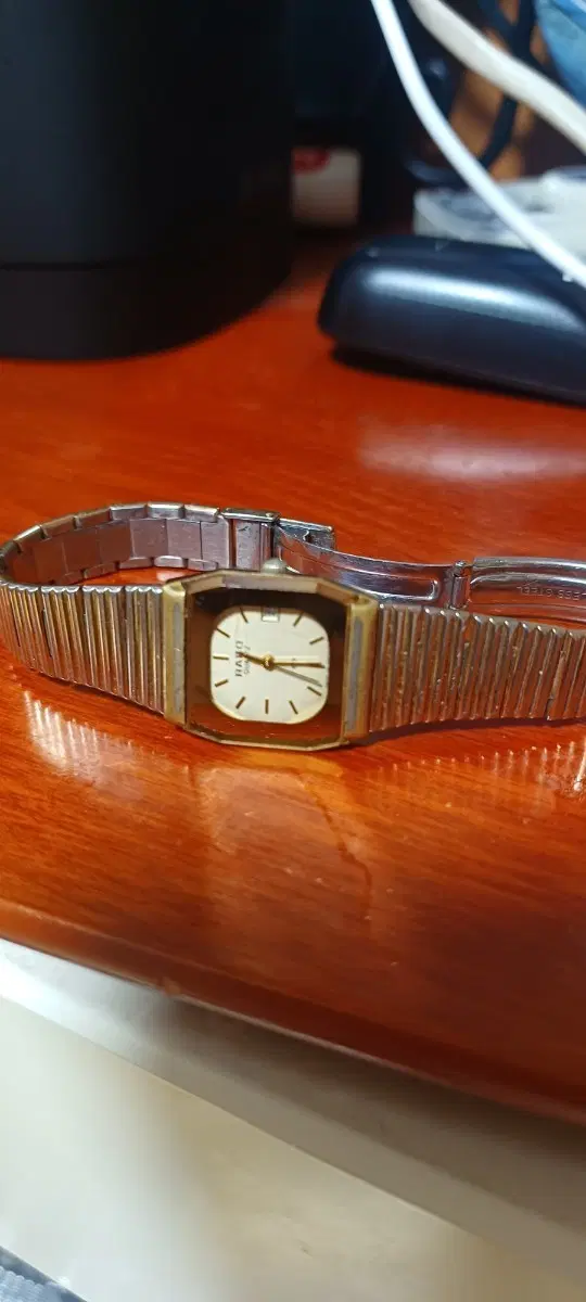 [정품] 라도(RADO) 빈티지 골드 쿼츠 여성용 시계