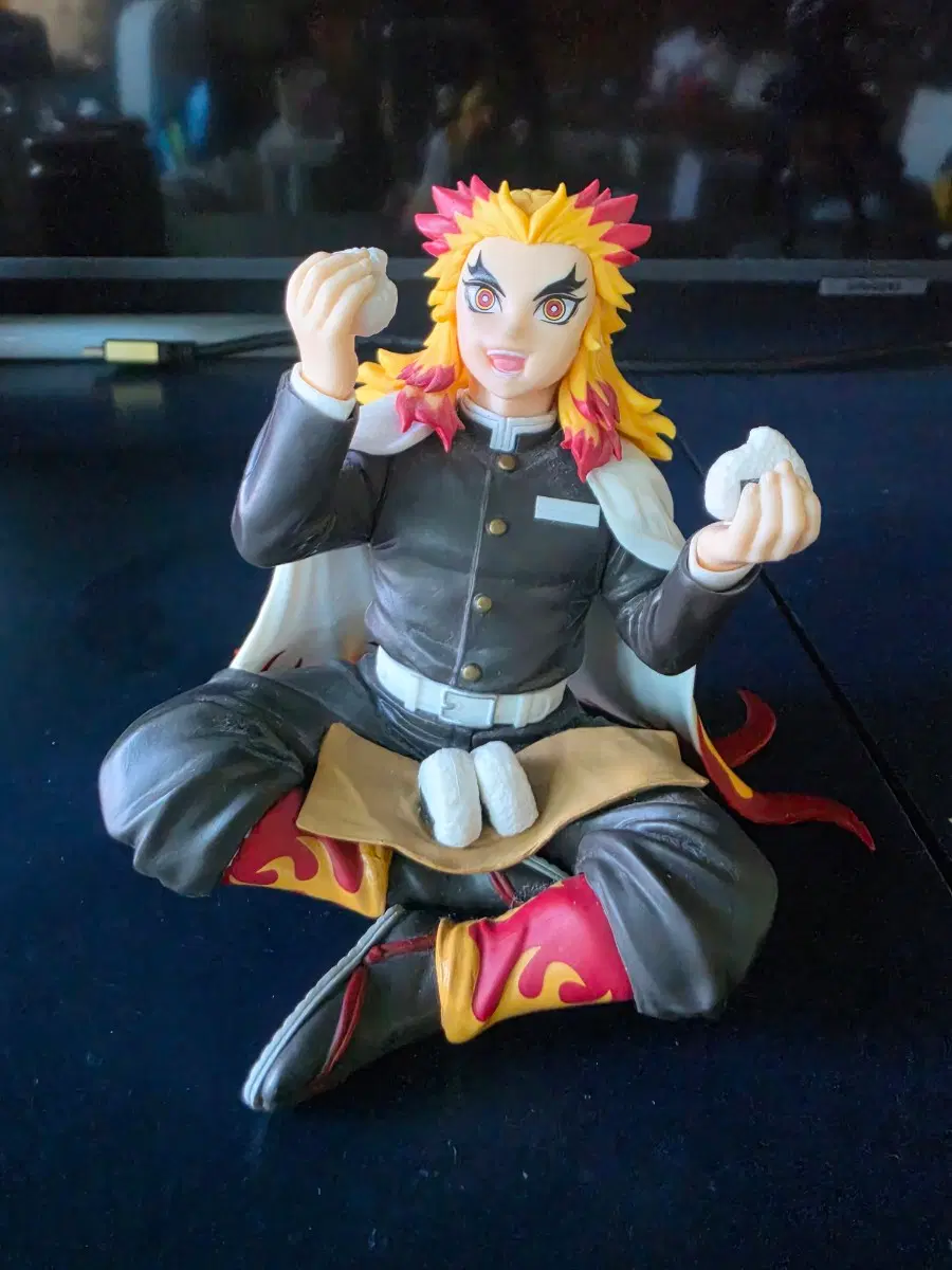 귀멸의 칼날 - 렌고쿠 쿄쥬로 (주먹밥 Ver.)