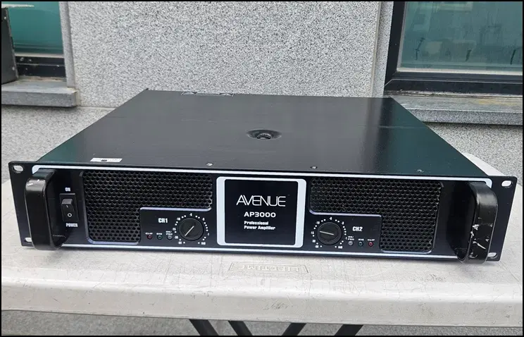 [중고] AVENUE AP3000 고출력 파워앰프 (4옴 1500W x 2CH)