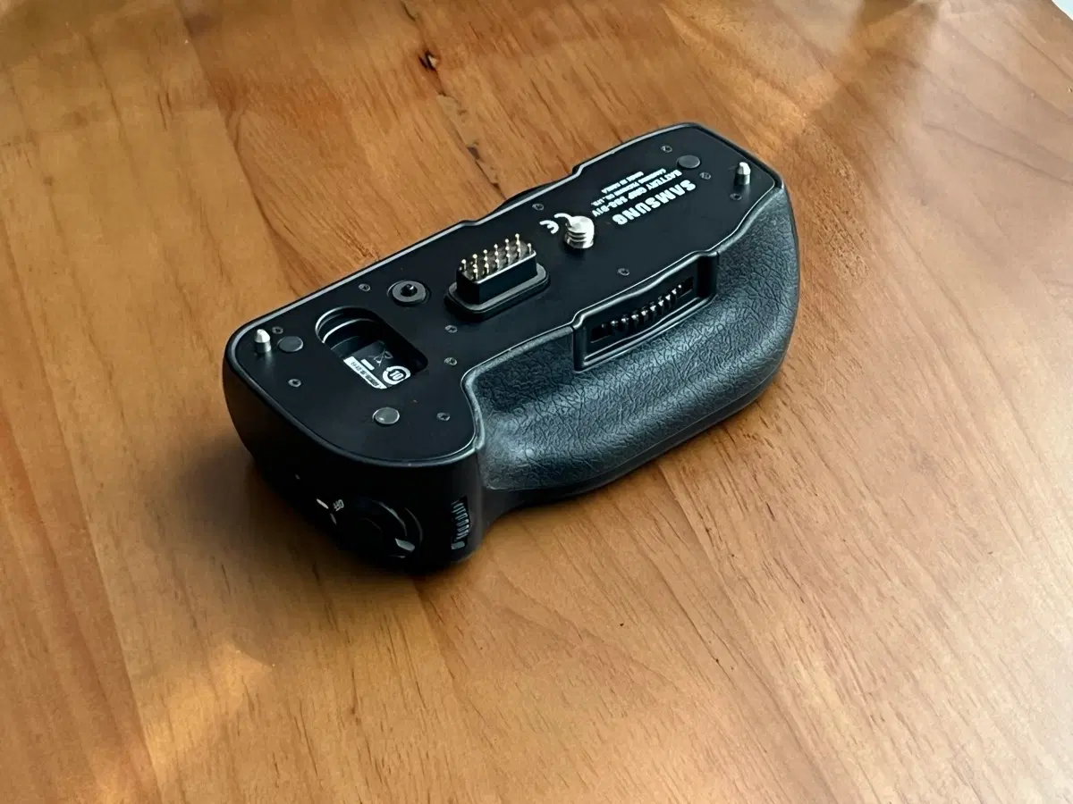삼성 GX-10 정품 배터리 그립 / SBG-D1V