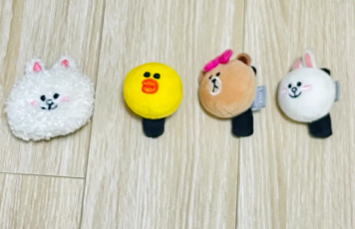 (거의새상품)라인프렌즈 인형 헤어핀4종