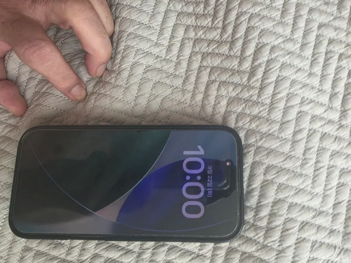 아이폰 16프로 128GB 판매합니다.