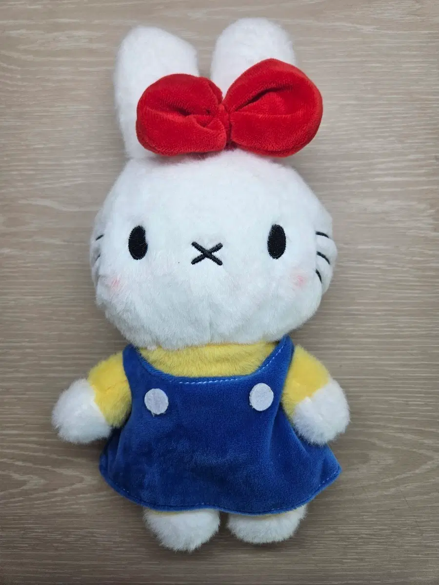 미피(헬로키티 착장) 인형 판매합니다